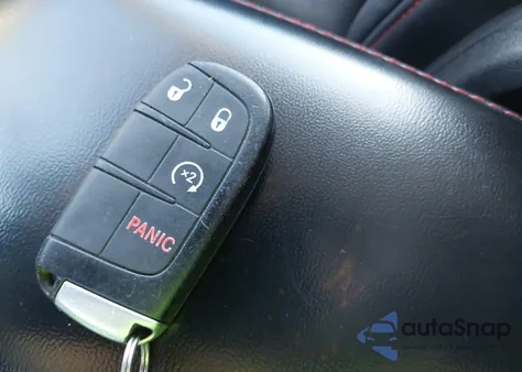 2016 Dodge Journey R/T z USA, uszkodzony, nr VIN 3C4PDDEG6GT248119